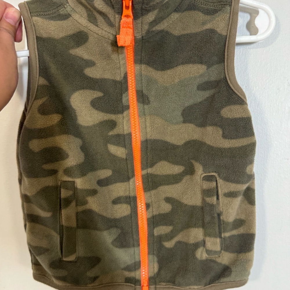 Old Navy Size 12mo Army Vest Fleece